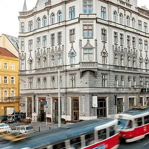 zkontrolujte dostupnost